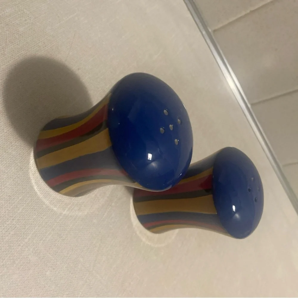 Vintage 2004 Enesco By Erin Donell Salt & Pepper Shakers‎ Set Of 2 Multi Striped